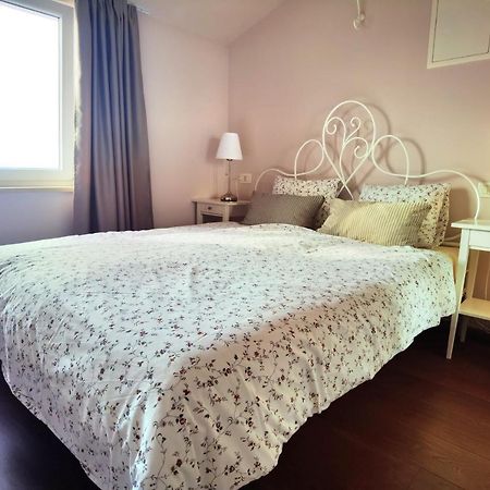 Guesthouse Olei มาลินสกา ภายนอก รูปภาพ