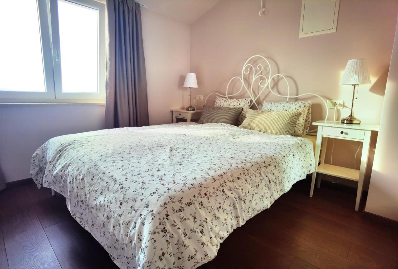 Guesthouse Olei มาลินสกา ภายนอก รูปภาพ