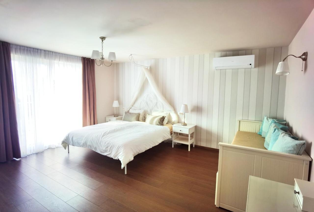 Guesthouse Olei มาลินสกา ภายนอก รูปภาพ
